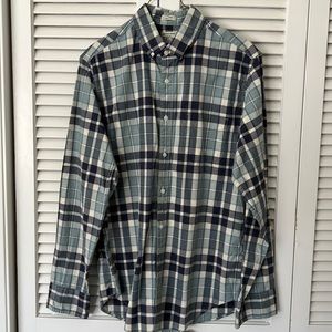 JCrew men’s cotton button down. Size M